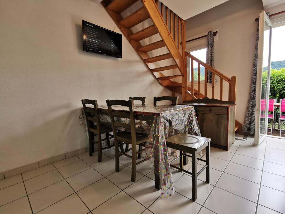 Au 11 T3 Duplex, Village Vacances, Piscines, Parking Saint-Geniez-dʼOlt Eksteriør billede